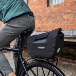 Ortlieb Trunk-Bag RC Gepäckträgertasche -Schwalbe Geschäft ortlieb trunk bag rc gepaecktraegertasche 2021 308348 4